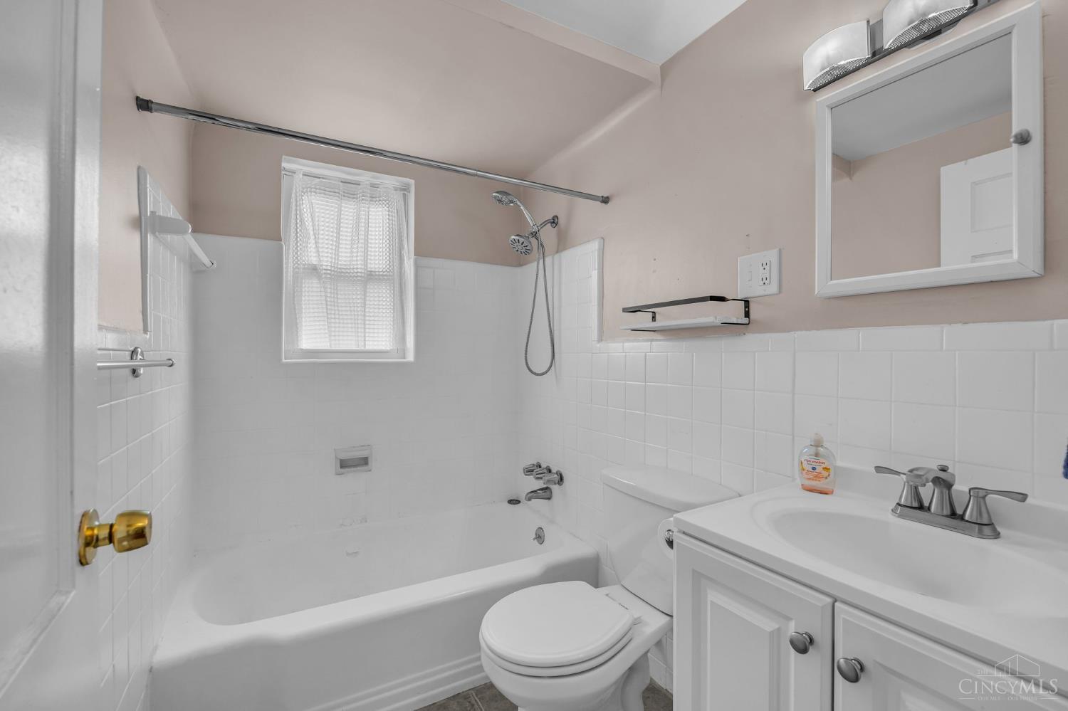 3725 Norwich Lane, Cincinnati, OH, 45220 — photo 29