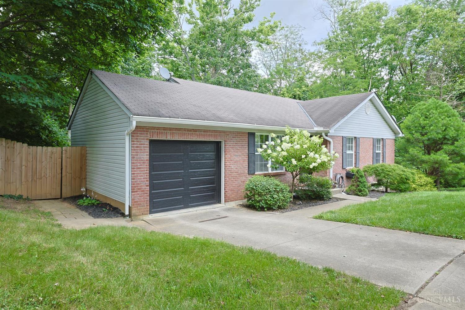Homes for sale in Loveland, OH | 510 Navaho Dr, Loveland, OH 45140 | MLS# 1885806
