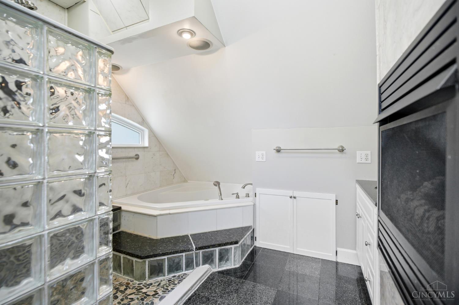 3748 Middlebrook Avenue, Cincinnati, OH, 45208 — photo 30