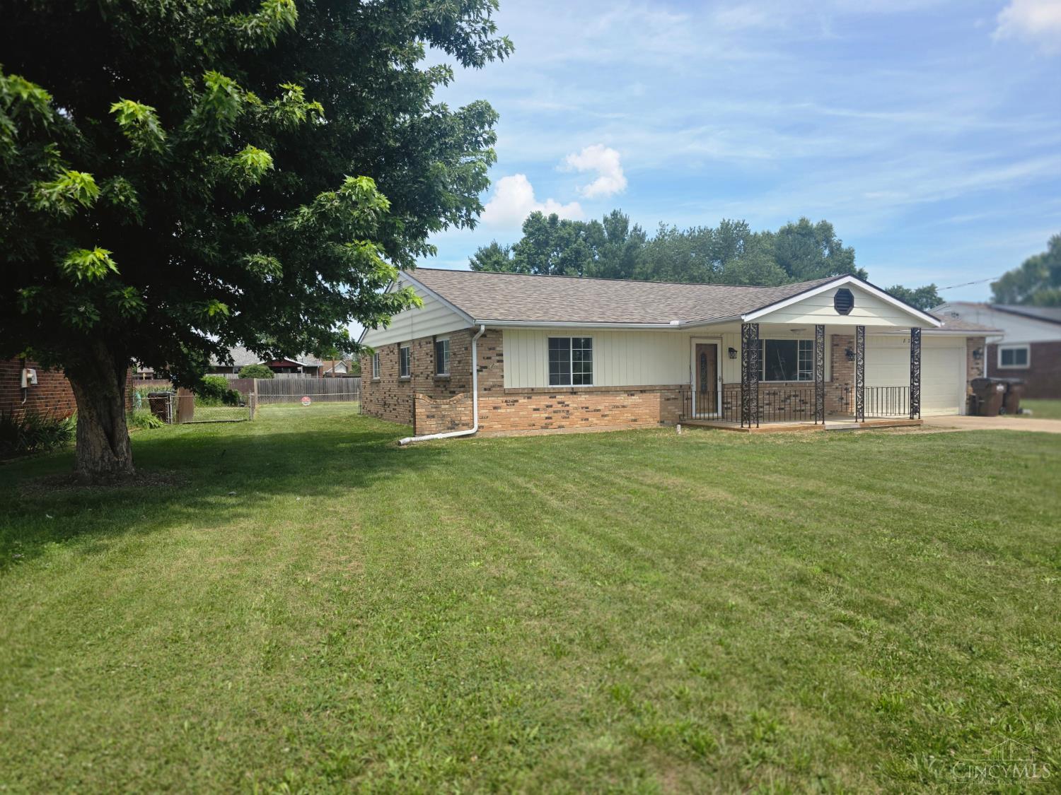 8206 Meadowlark Drive, Carlisle, OH, 45005 — photo 2