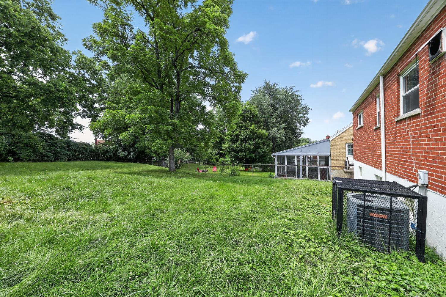1119 Anderson Ferry Road, Delhi Twp, OH, 45238 — photo 7