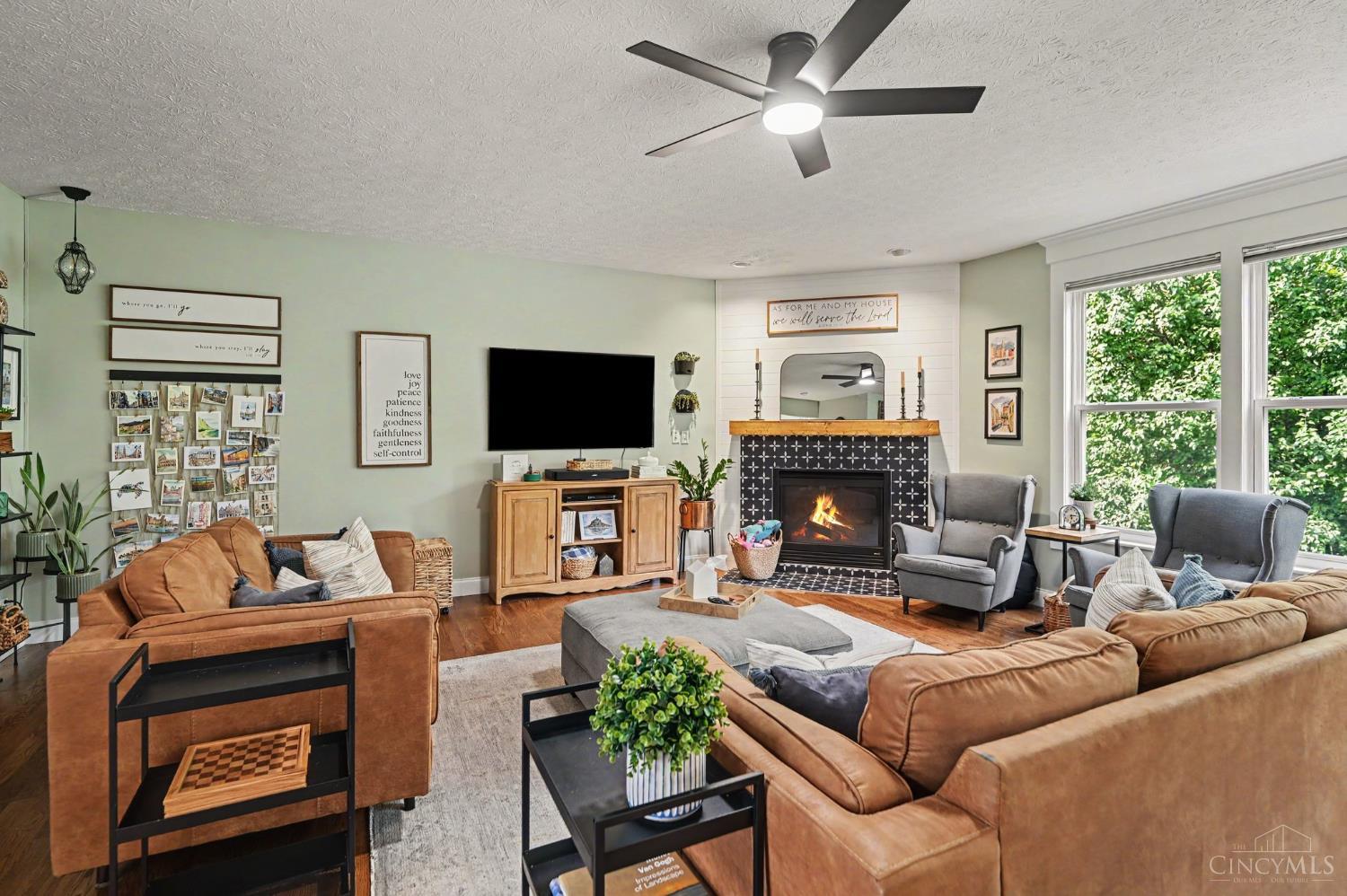 1022 Oak Forest Drive, Hamilton Twp, OH, 45152 — photo 3