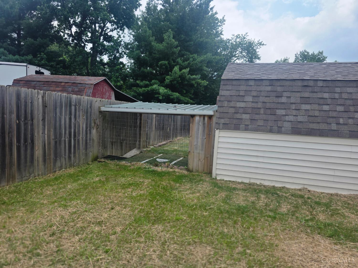 8206 Meadowlark Drive, Carlisle, OH, 45005 — photo 13