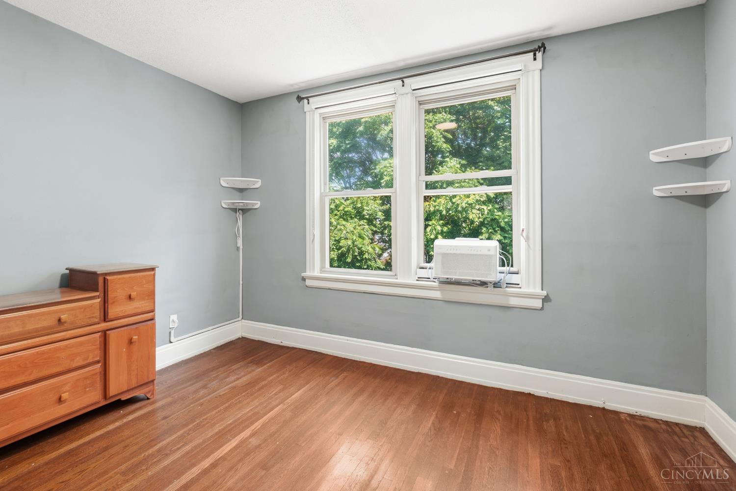 564 Considine Avenue, Cincinnati, OH, 45205 — photo 14