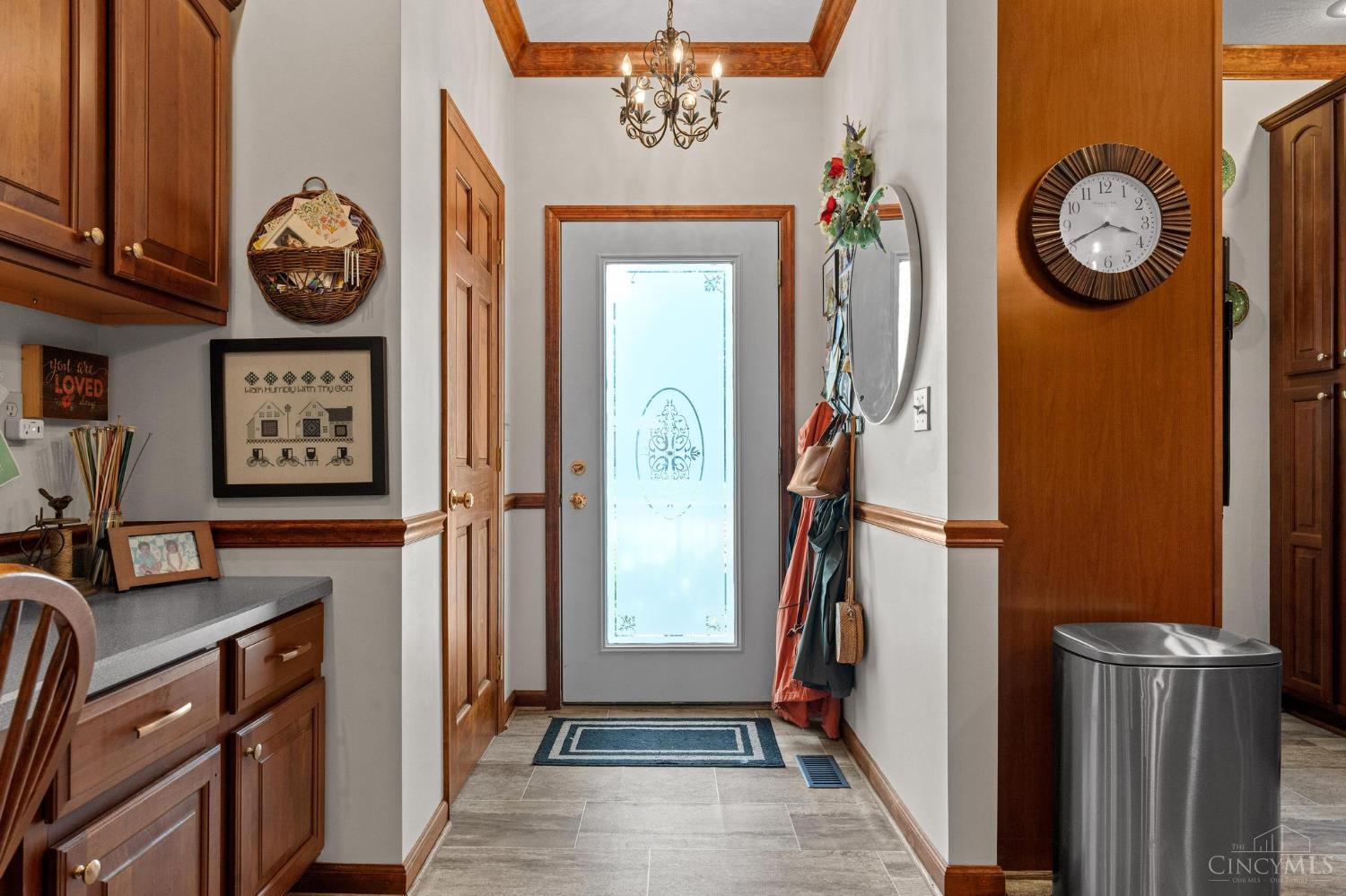 307 Leyland Park Drive, Wilmington, OH, 45177 — photo 3