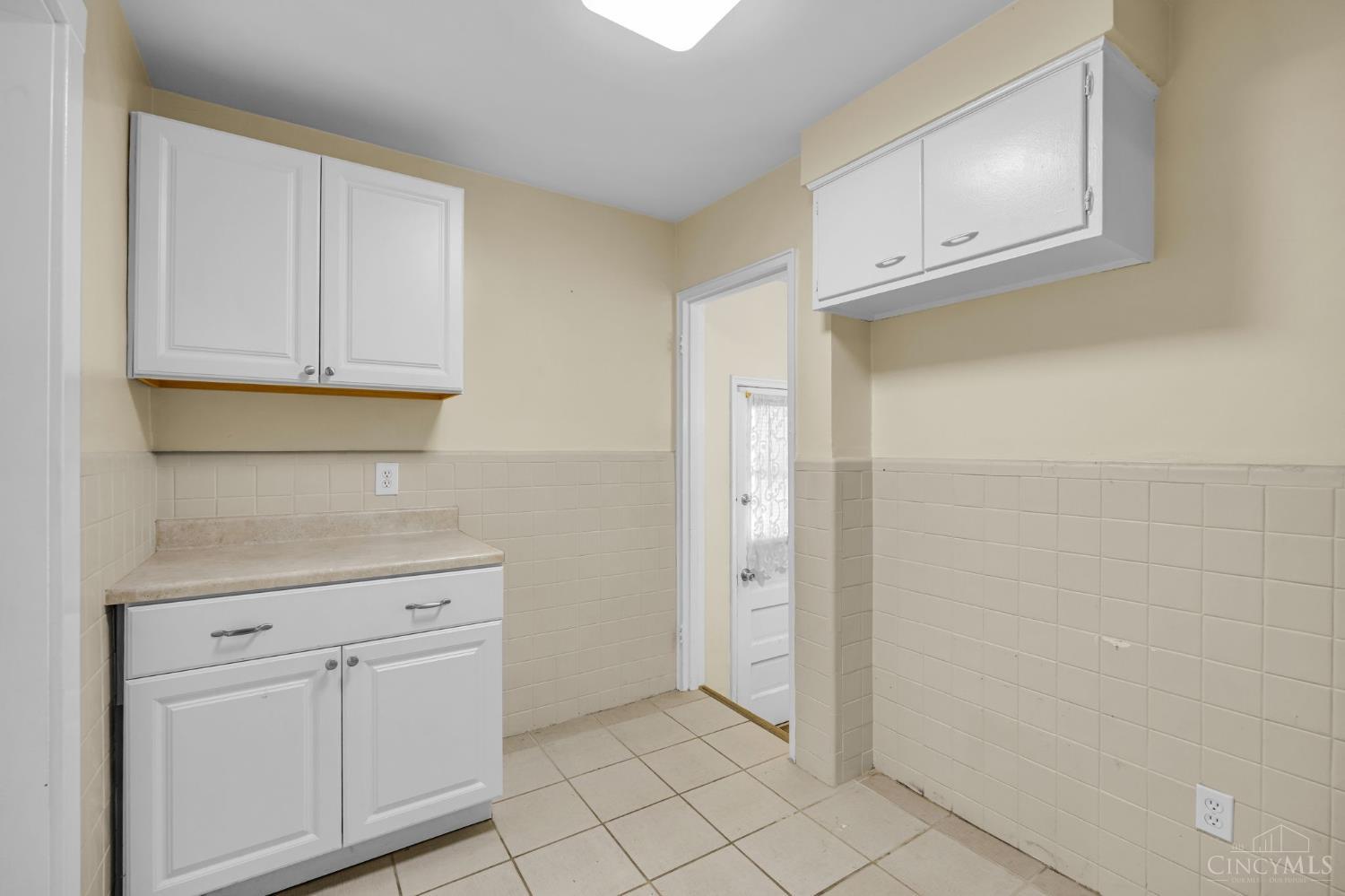3725 Norwich Lane, Cincinnati, OH, 45220 — photo 13