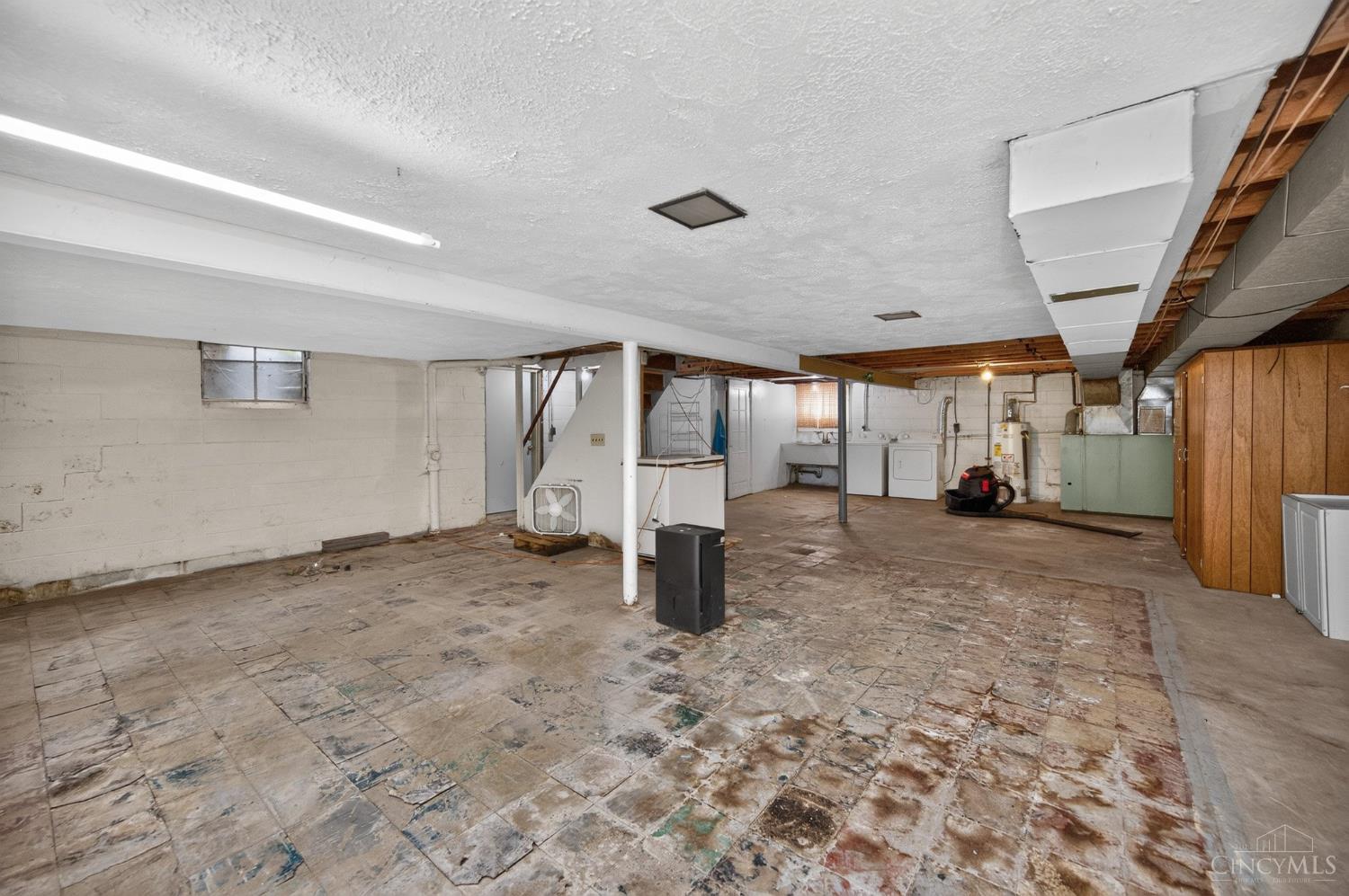 1324 Thurnridge Drive, Reading, OH, 45215 — photo 32