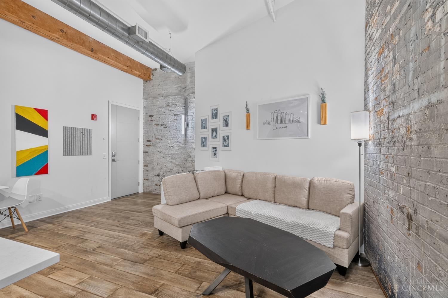 813 Broadway Street #302, Cincinnati, OH, 45202 — photo 4