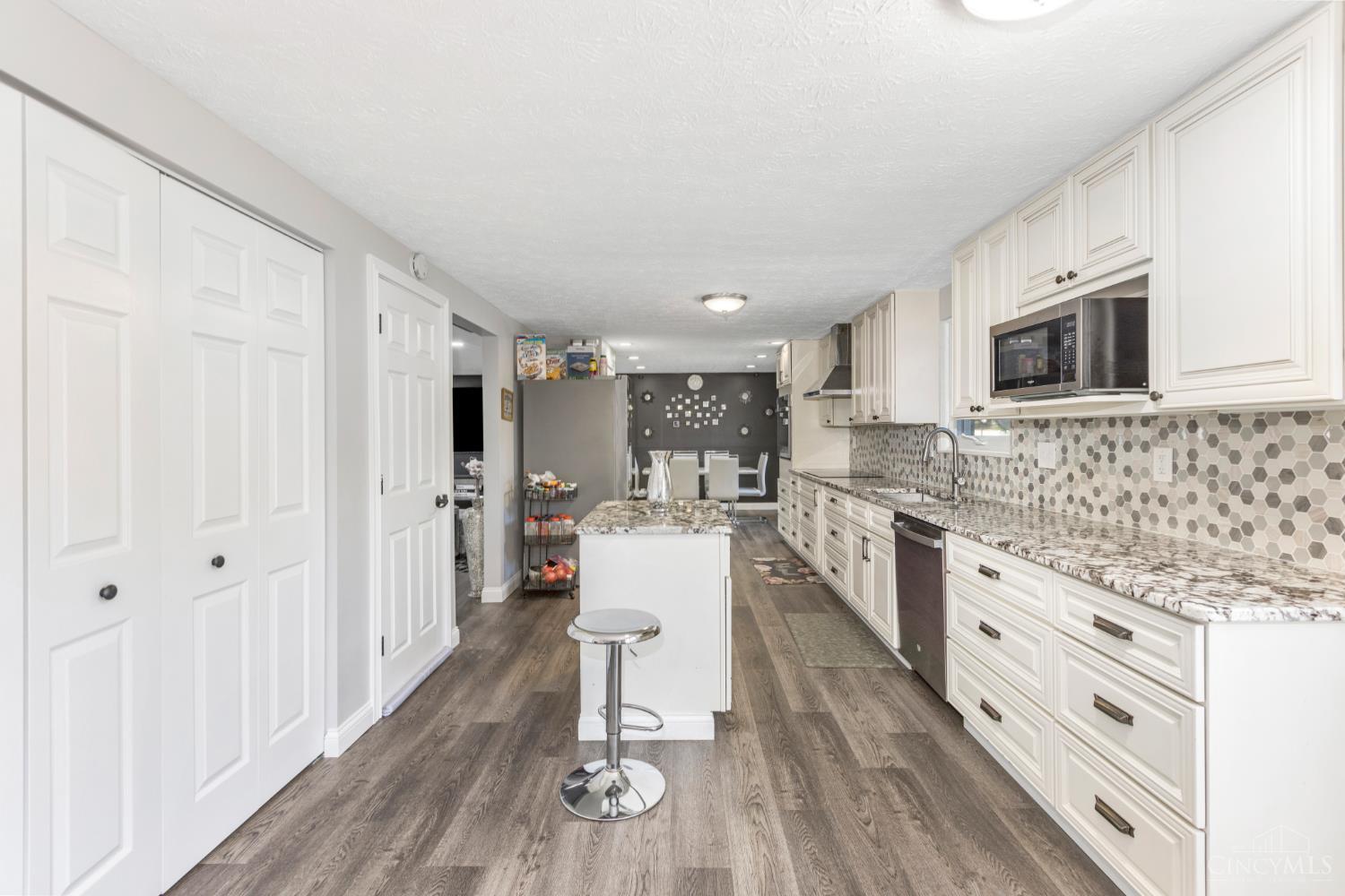 8147 Woodward Drive, West Chester, OH, 45069 — photo 9