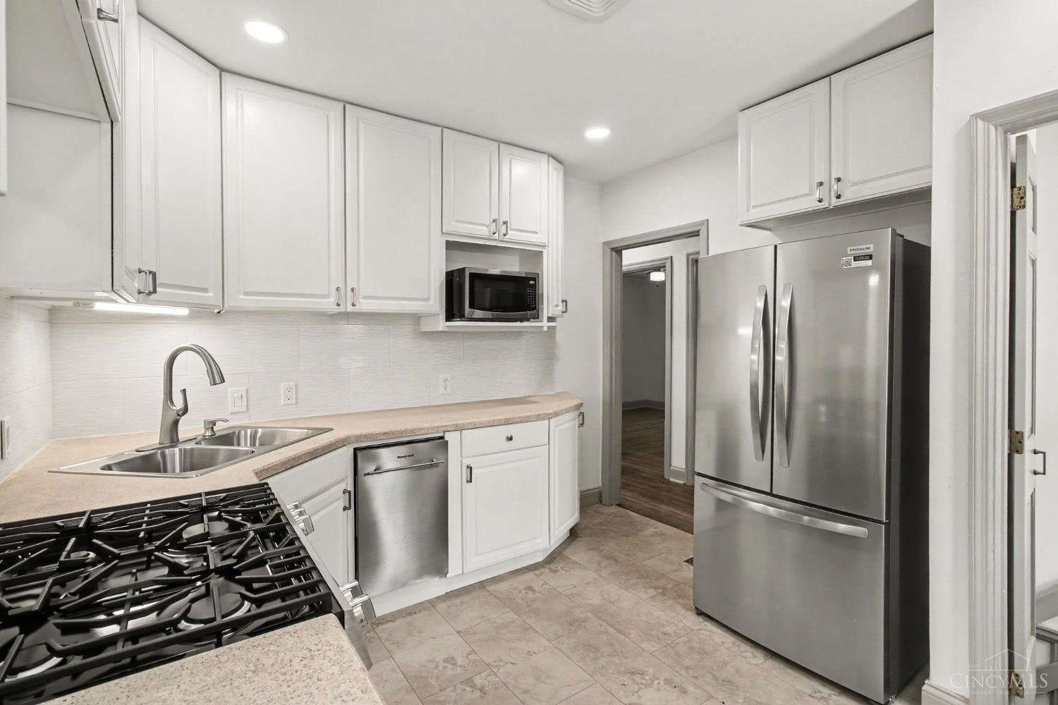 3205 Stanhope Avenue, Cincinnati, OH, 45211 — photo 16