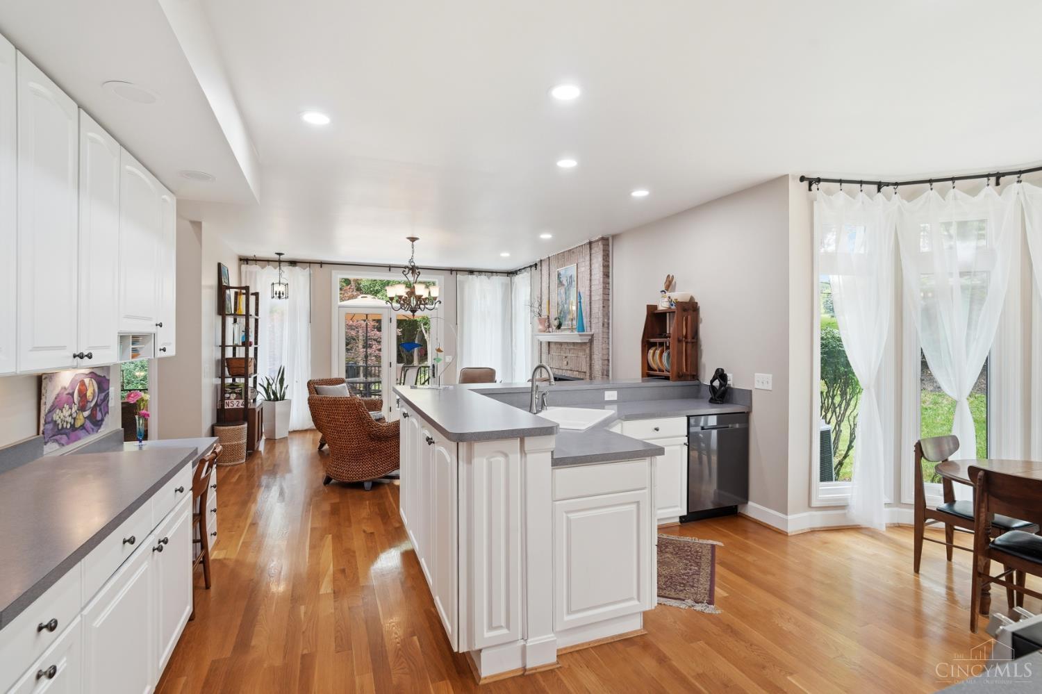 795 Windings Lane, Cincinnati, OH, 45220 — photo 16