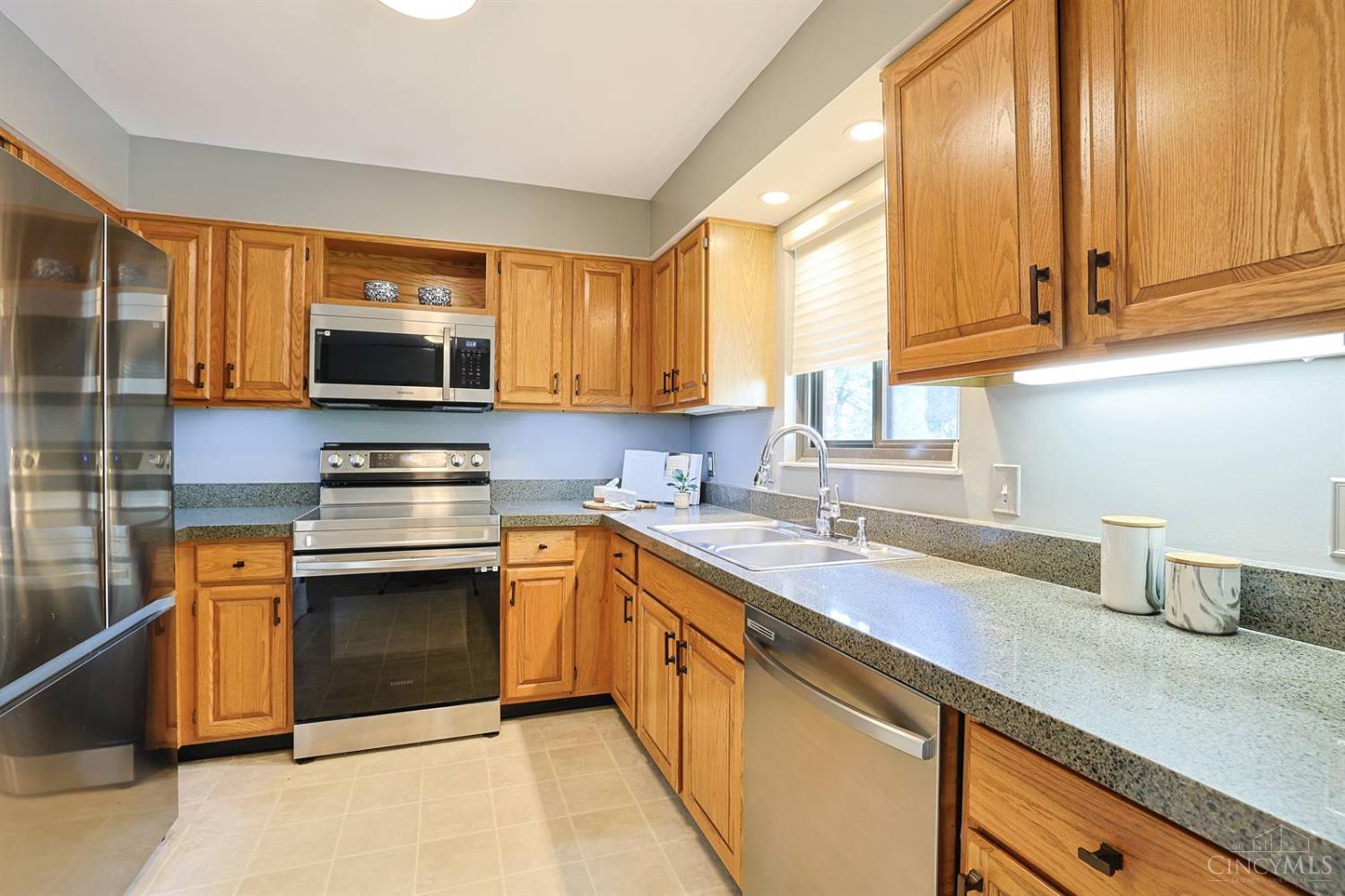 90 Carpenters Ridge, Blue Ash, OH, 45241 — photo 10