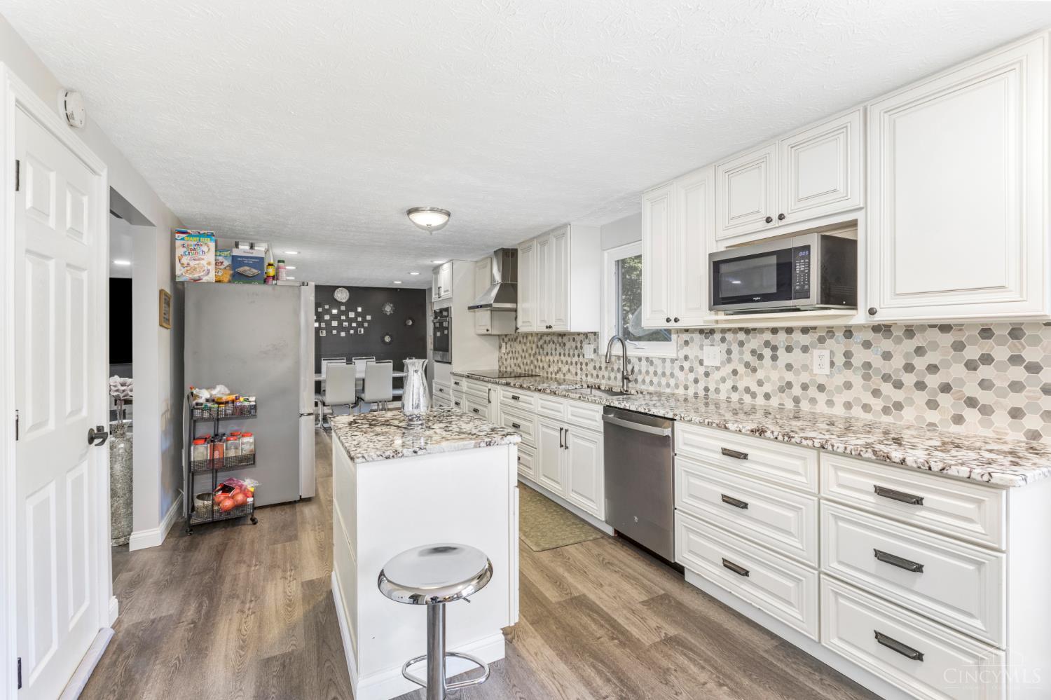 8147 Woodward Drive, West Chester, OH, 45069 — photo 7