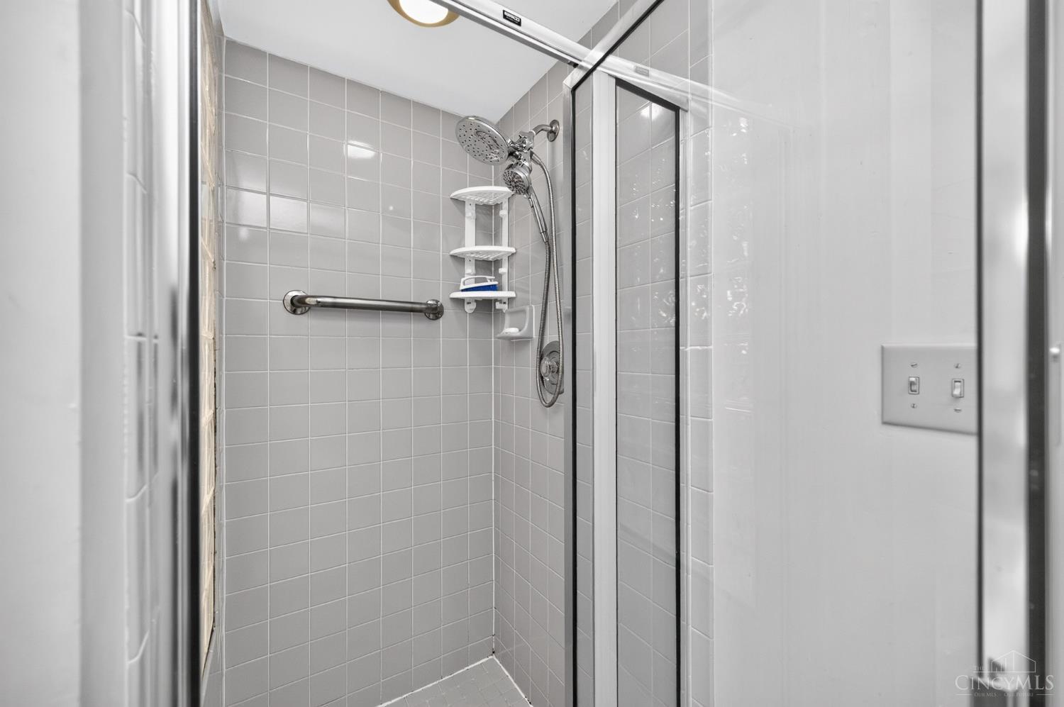 12178 Peak Drive, Springdale, OH, 45246 — photo 38