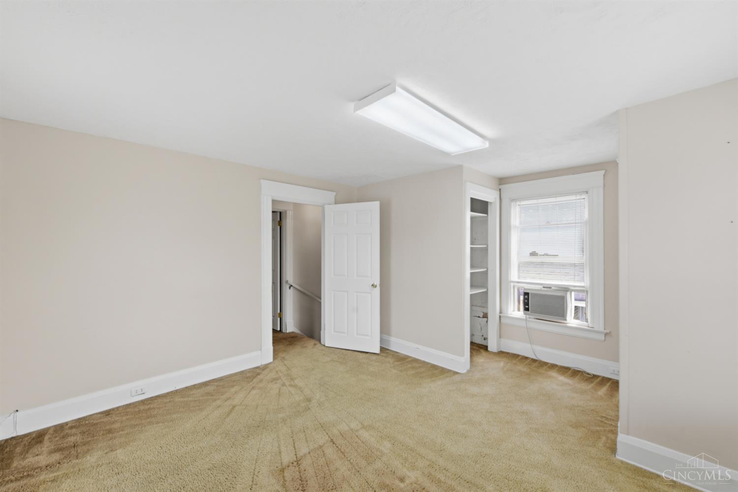 7816 Laurel Avenue, Madeira, OH, 45243 — photo 16