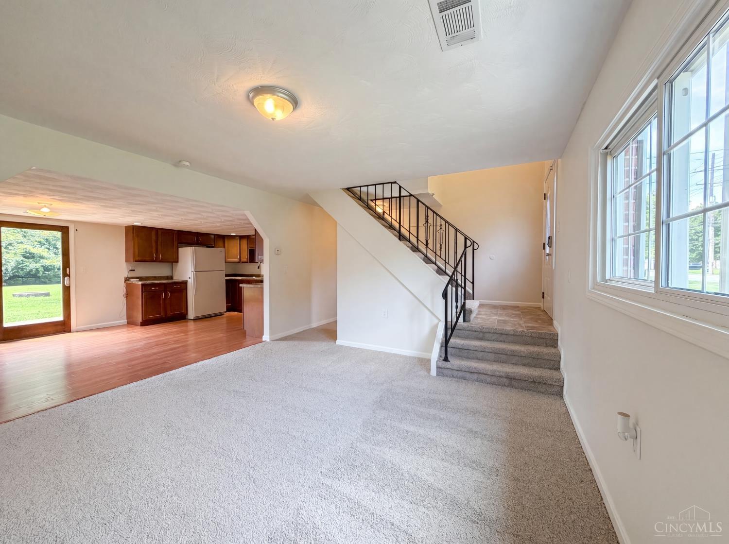 561 Nowlin Avenue, Greendale, IN, 47025 — photo 3