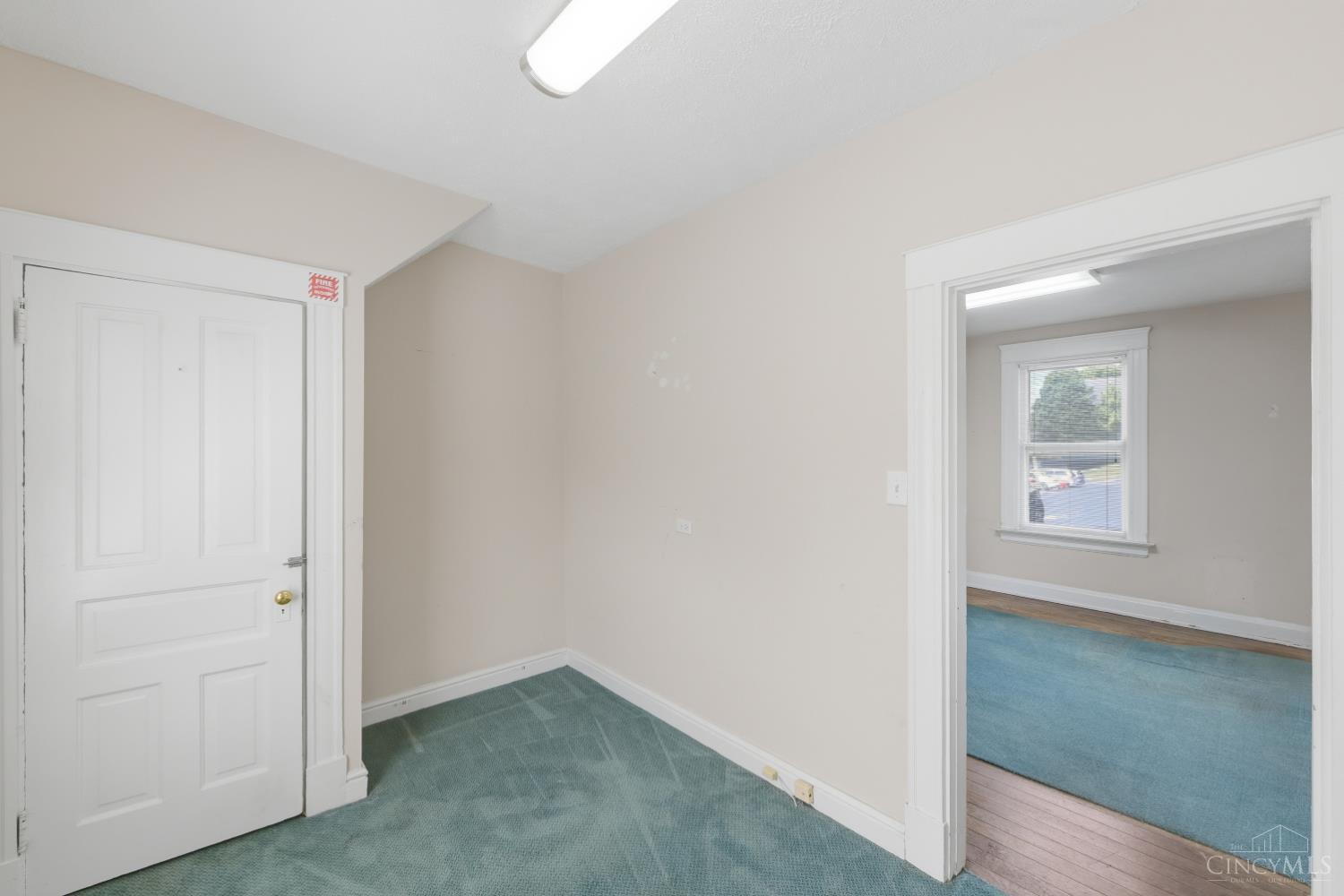 7816 Laurel Avenue, Madeira, OH, 45243 — photo 12