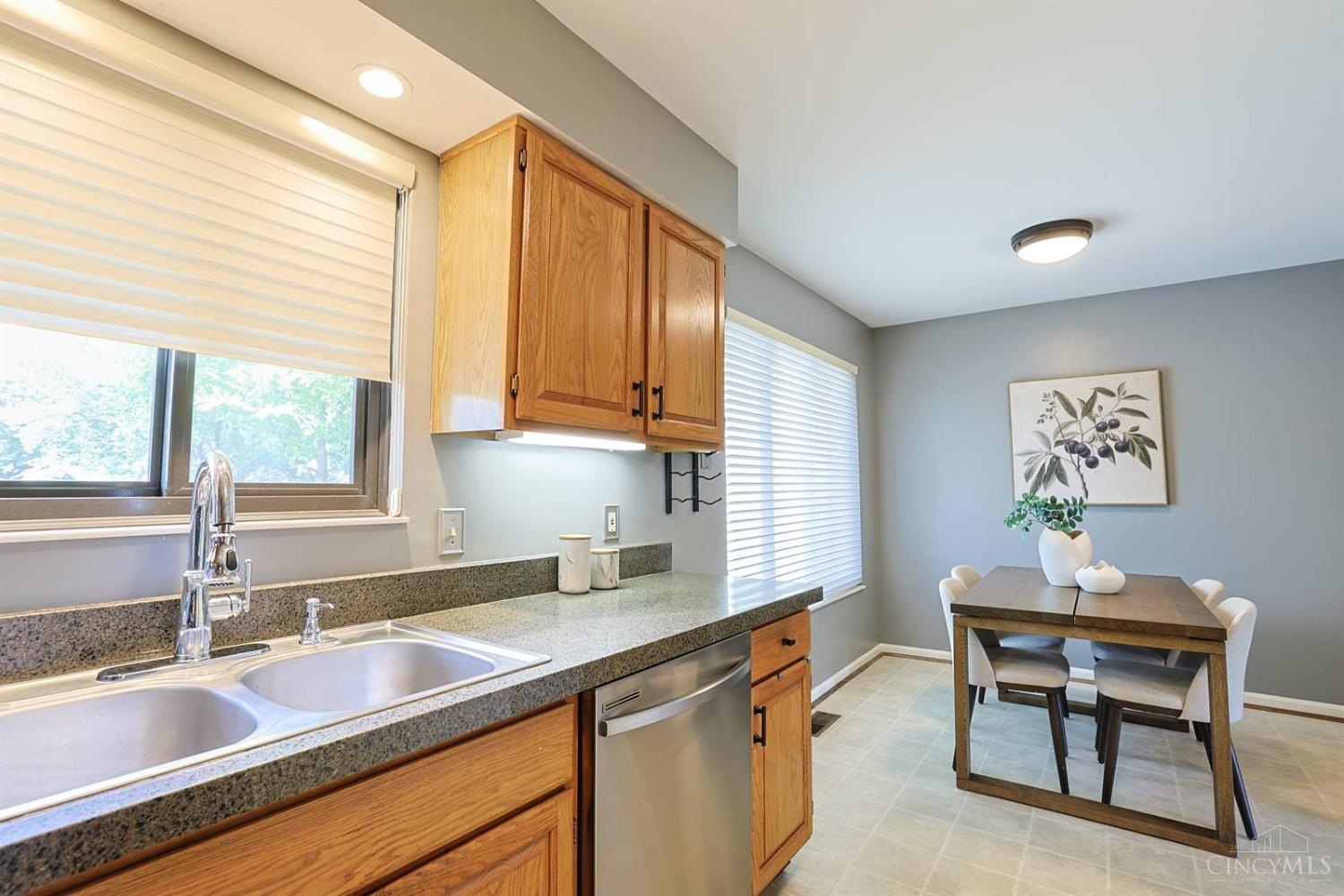 90 Carpenters Ridge, Blue Ash, OH, 45241 — photo 11
