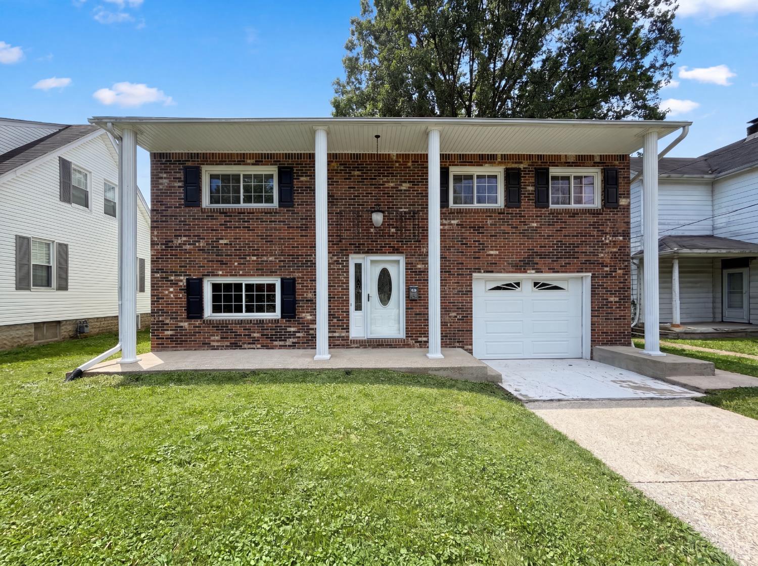561 Nowlin Avenue, Greendale, IN, 47025