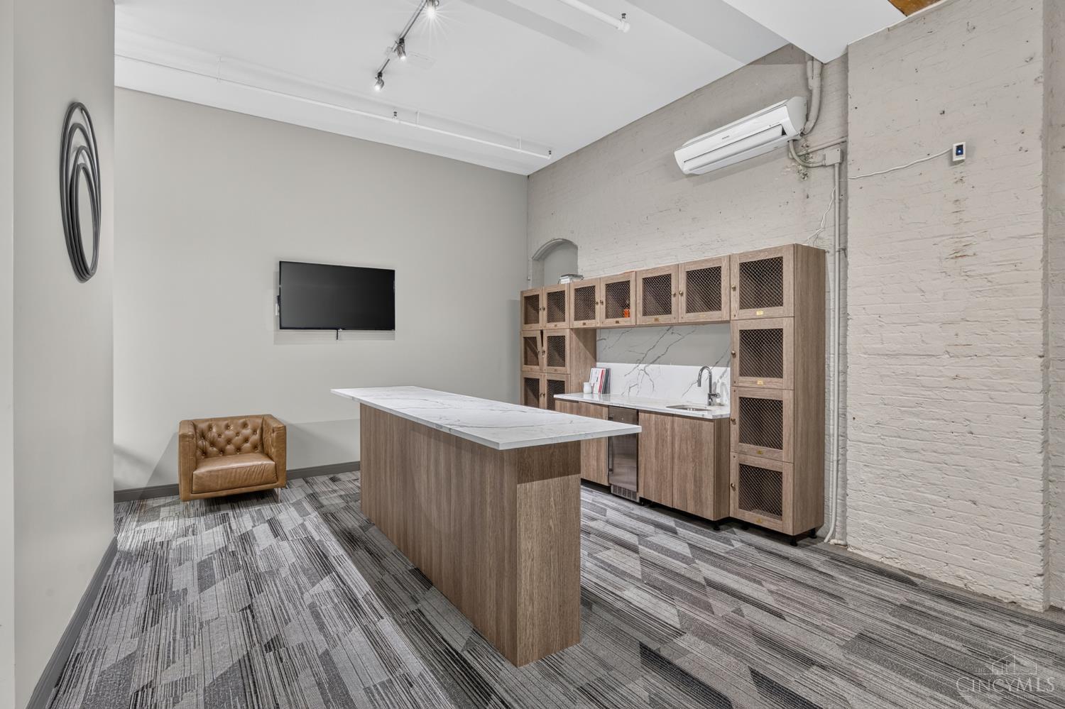 813 Broadway Street #302, Cincinnati, OH, 45202 — photo 16