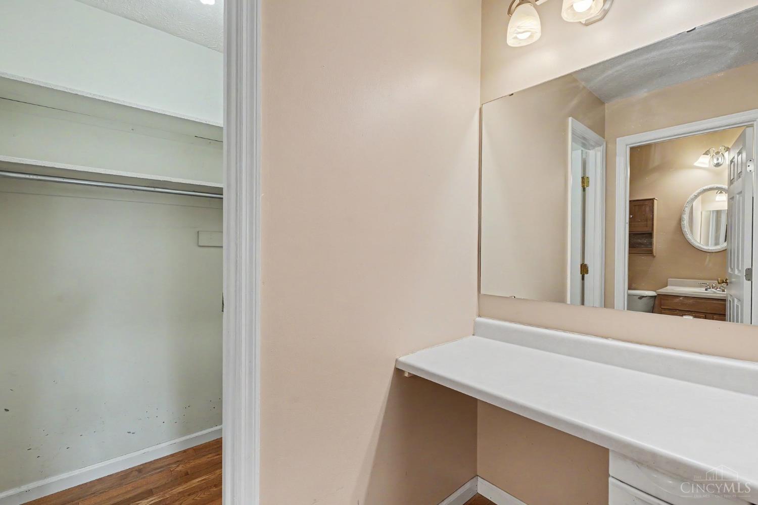1682 Foxwood Trail, Miami Twp, OH, 45140