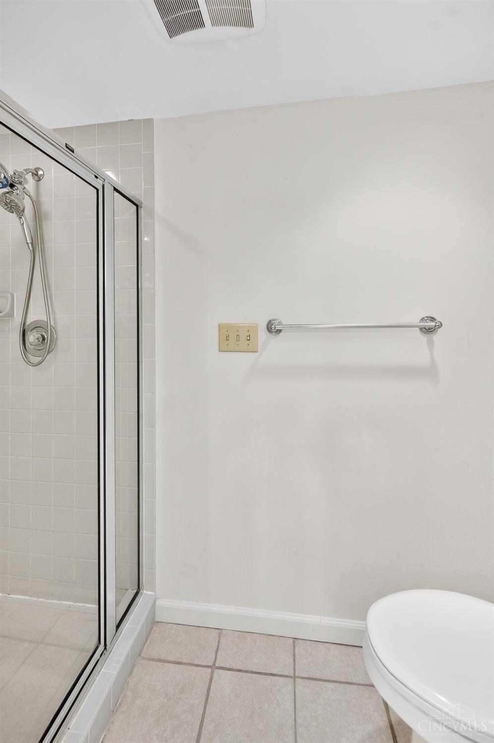 12178 Peak Drive, Springdale, OH, 45246 — photo 39