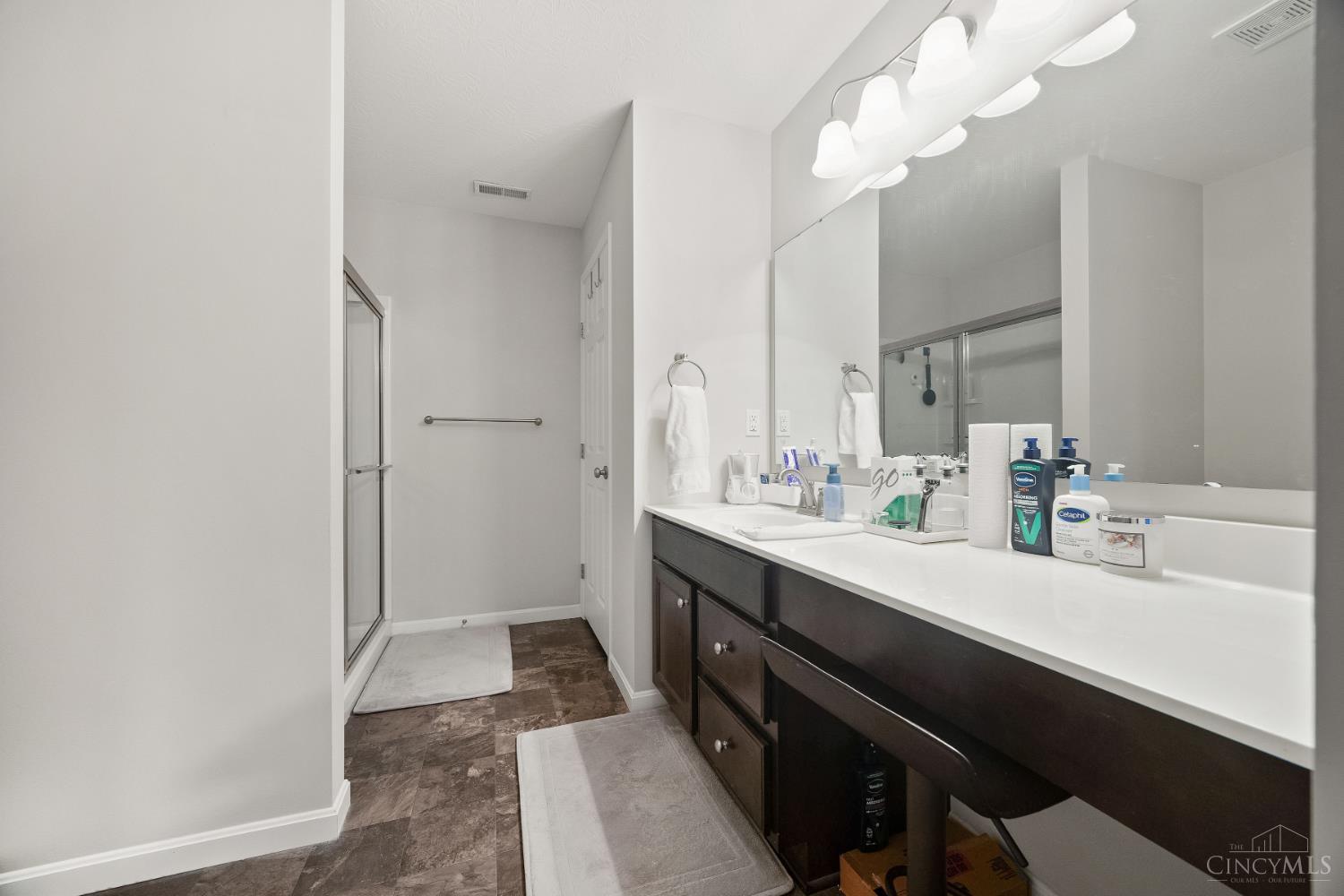 5603 Noble Court, South Lebanon, OH, 45065 — photo 16