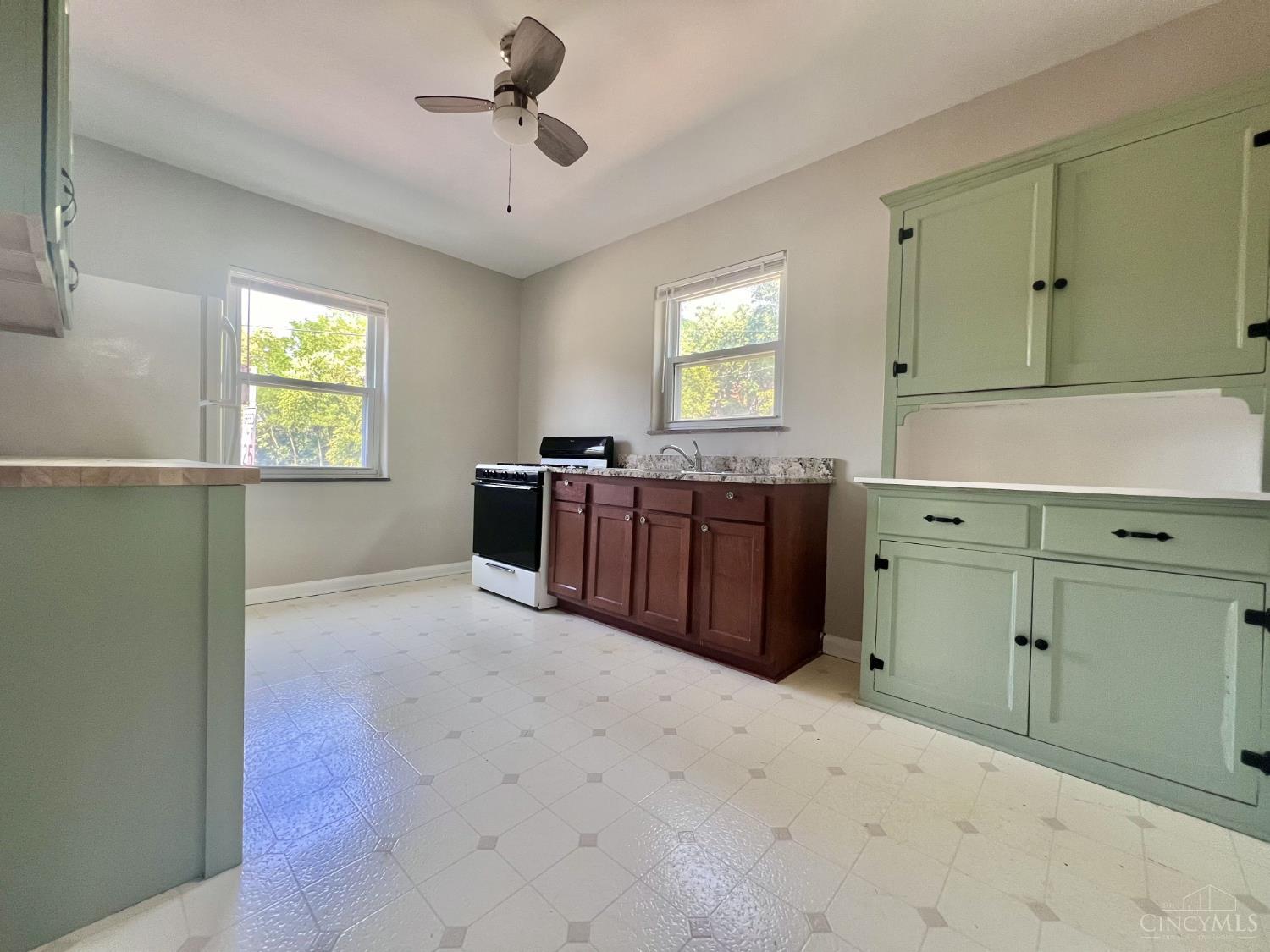 1286 Quebec Road, Cincinnati, OH, 45205 — photo 14