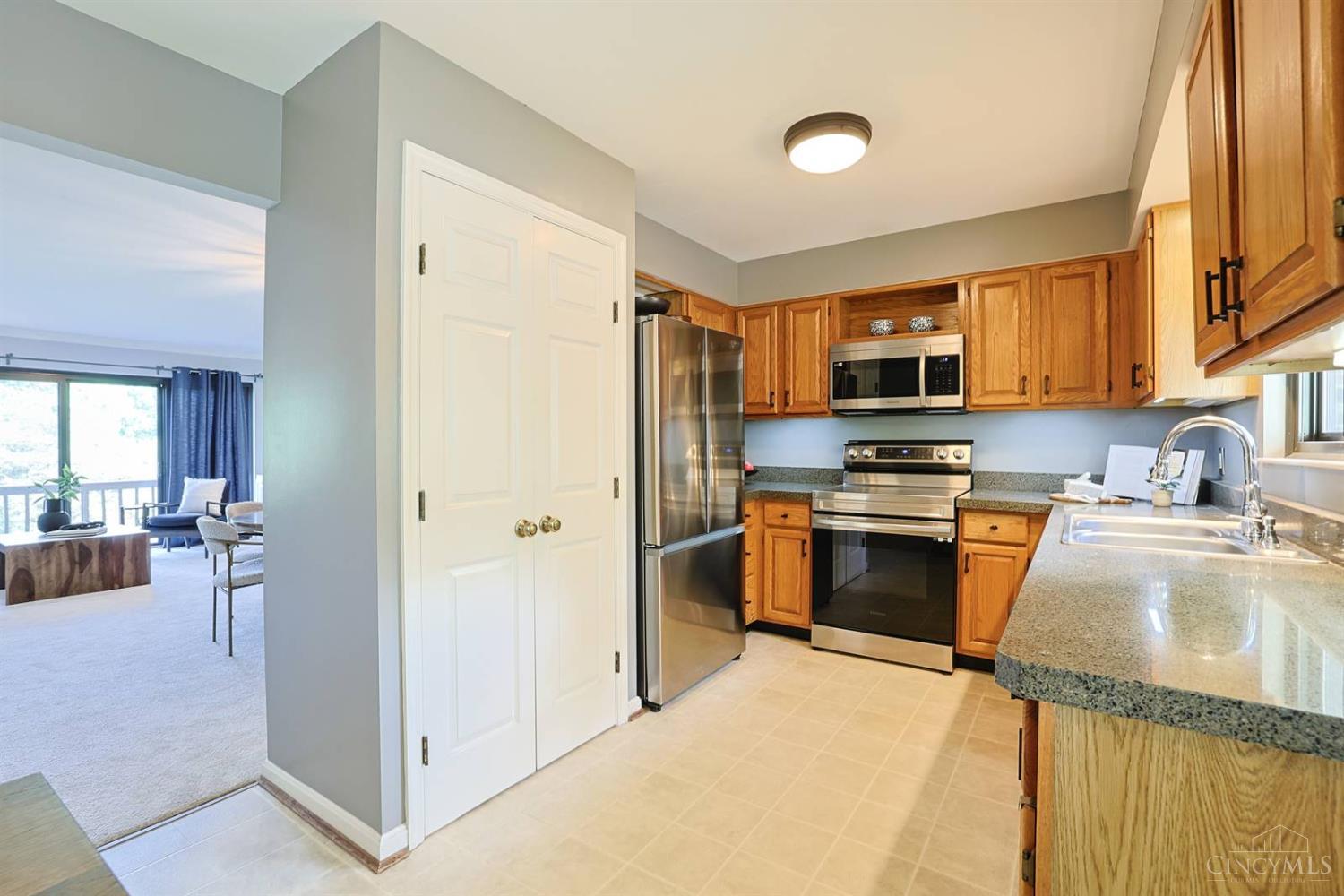 90 Carpenters Ridge, Blue Ash, OH, 45241 — photo 9