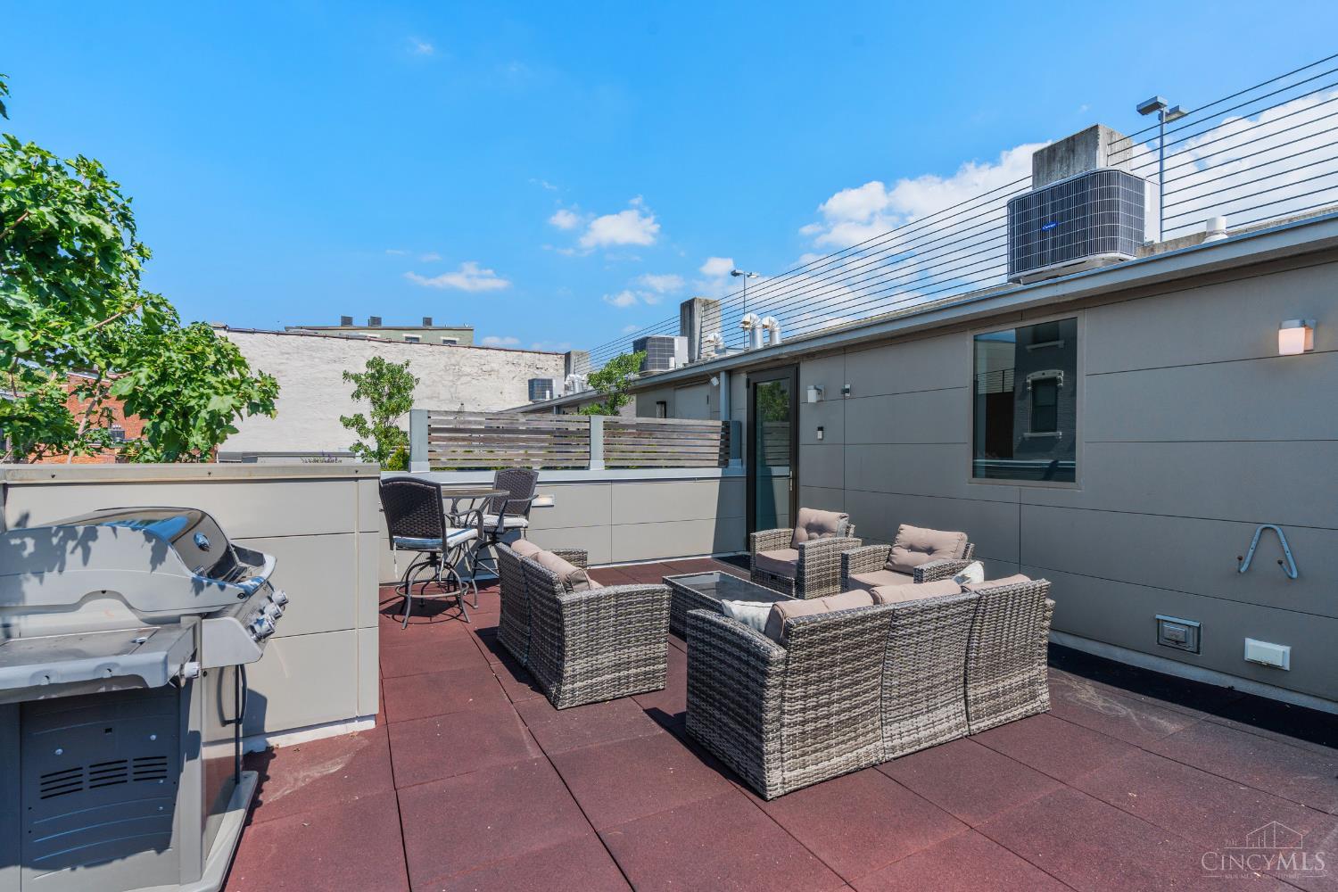 11 Mercer Street, Cincinnati, OH, 45202 — photo 43