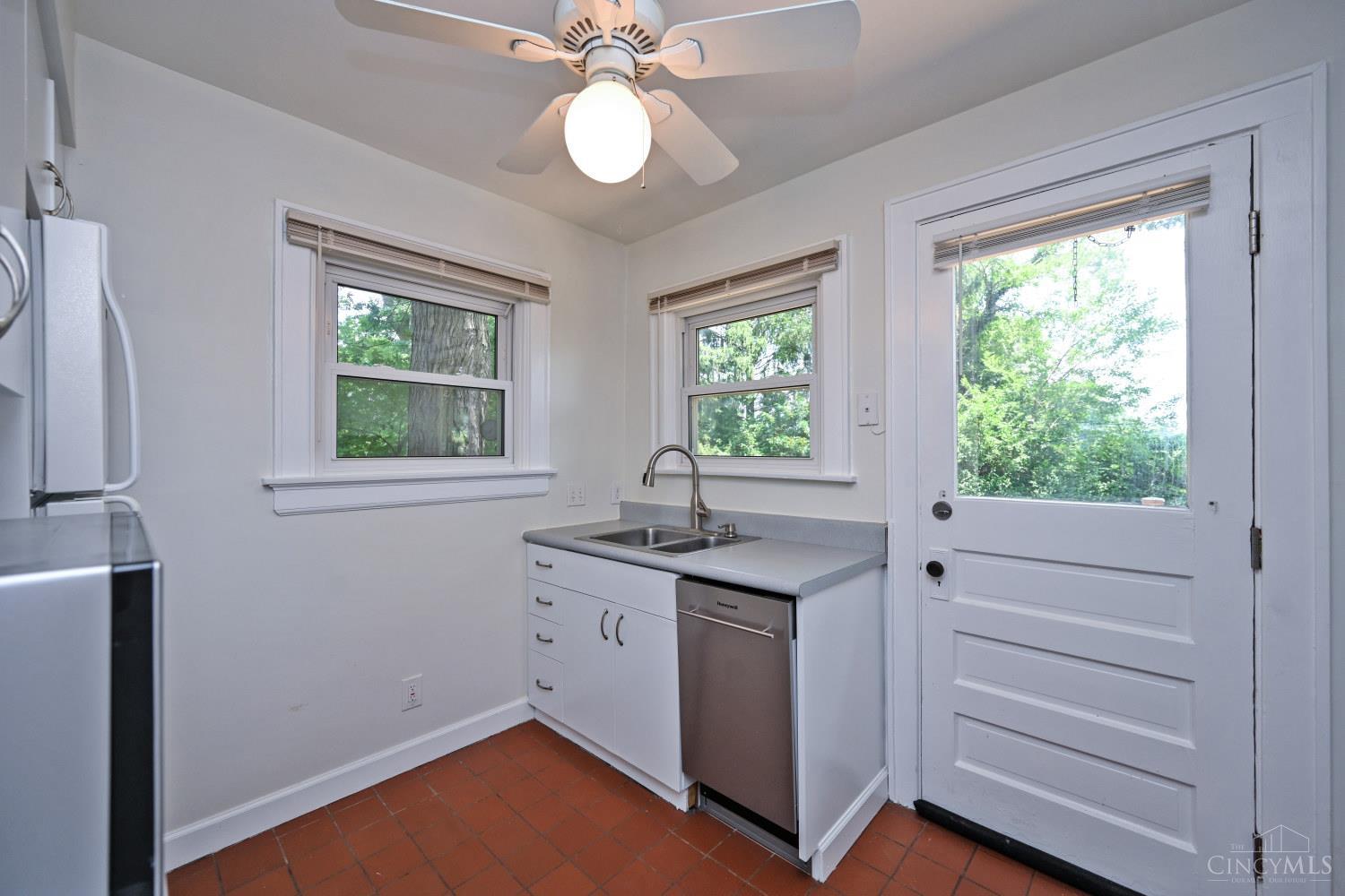 3559 Rawson Place, Cincinnati, OH, 45209 — photo 15