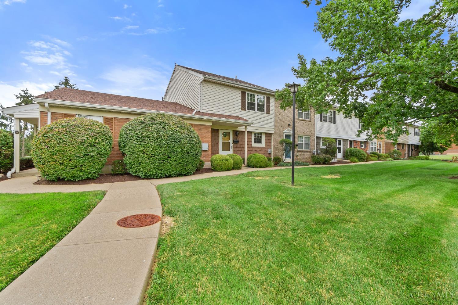 3495 Amberway Court, Colerain Twp, OH, 45251 — photo 2