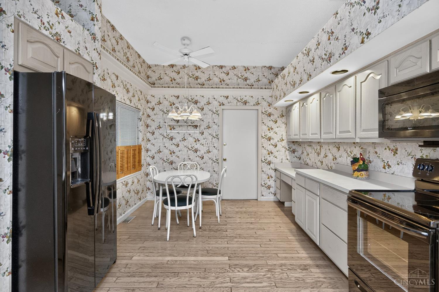 12178 Peak Drive, Springdale, OH, 45246 — photo 13
