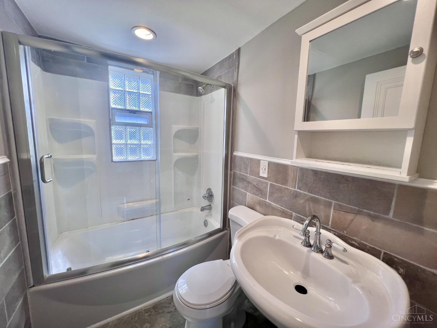 1286 Quebec Road, Cincinnati, OH, 45205 — photo 17