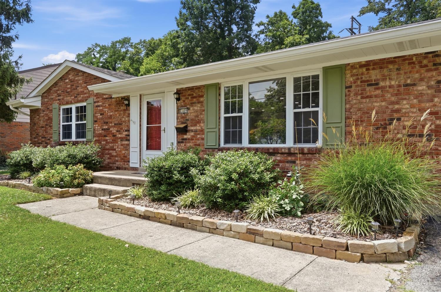 Homes for sale in Cincinnati, OH | 1409 Meadowbright Ln, Cincinnati, OH 45230 | MLS# 1883293