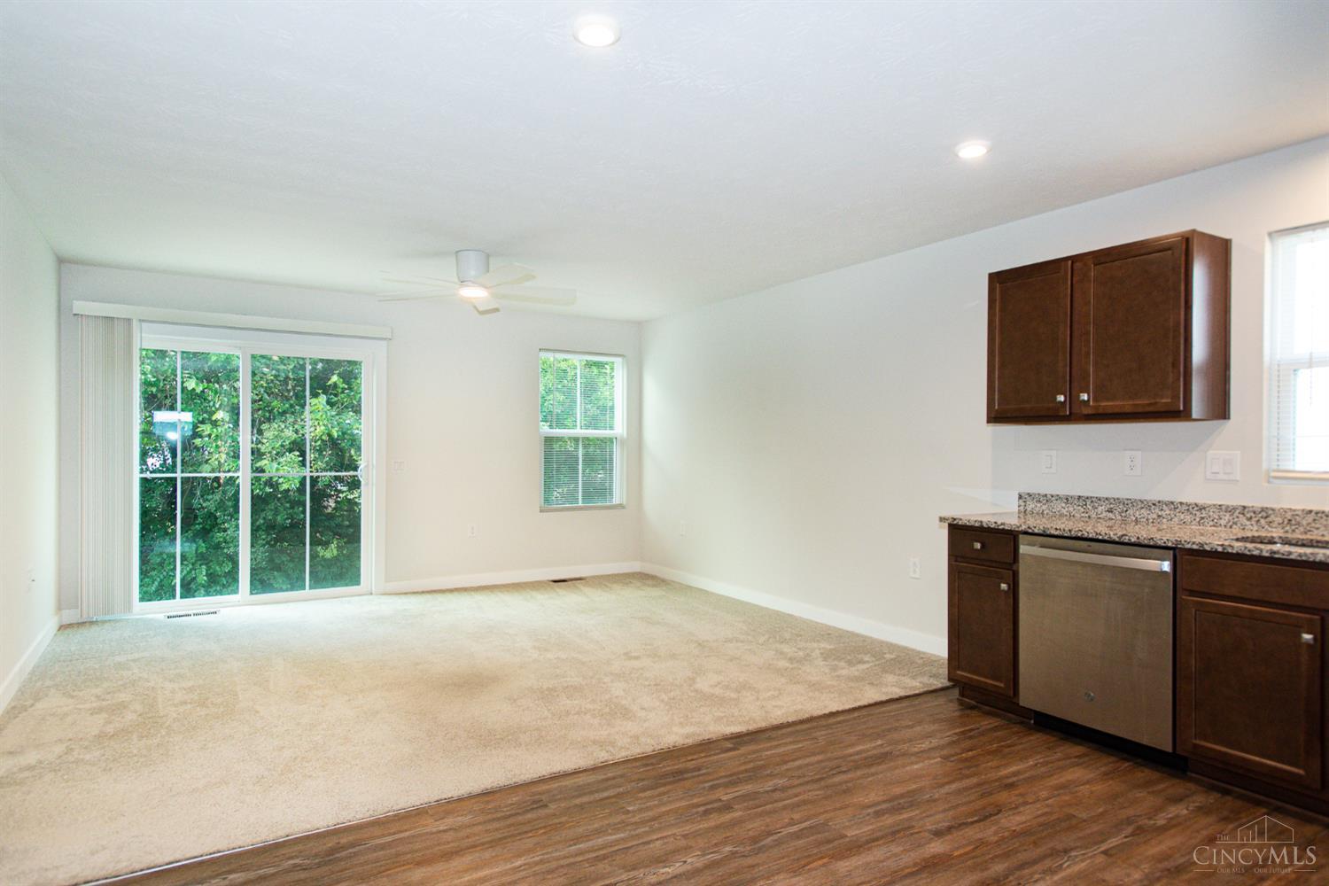 6639 Crystal Harbour Drive, Middletown, OH, 45042 — photo 11