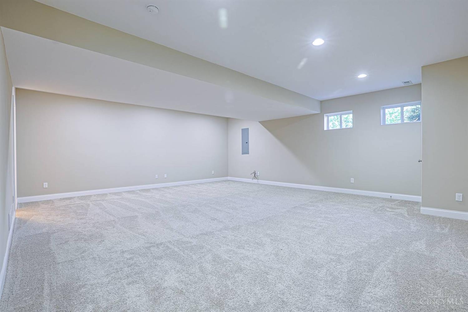 5953 Ashlyn Court, Liberty Twp, OH, 45044 — photo 35