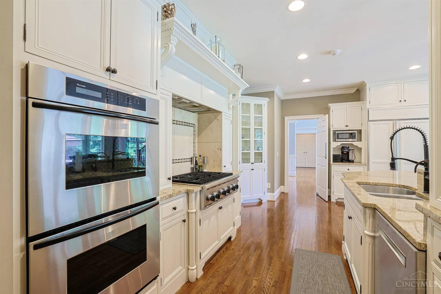 7940 Shawnee Run Road, Indian Hill, OH, 45243 — photo 19