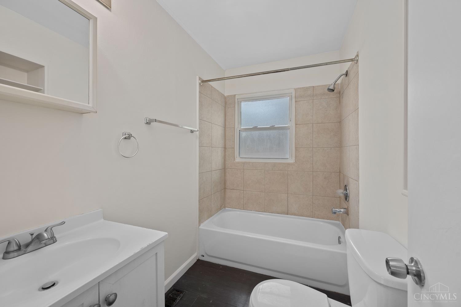 1914 Ashbrook Drive, Cincinnati, OH, 45238 — photo 10