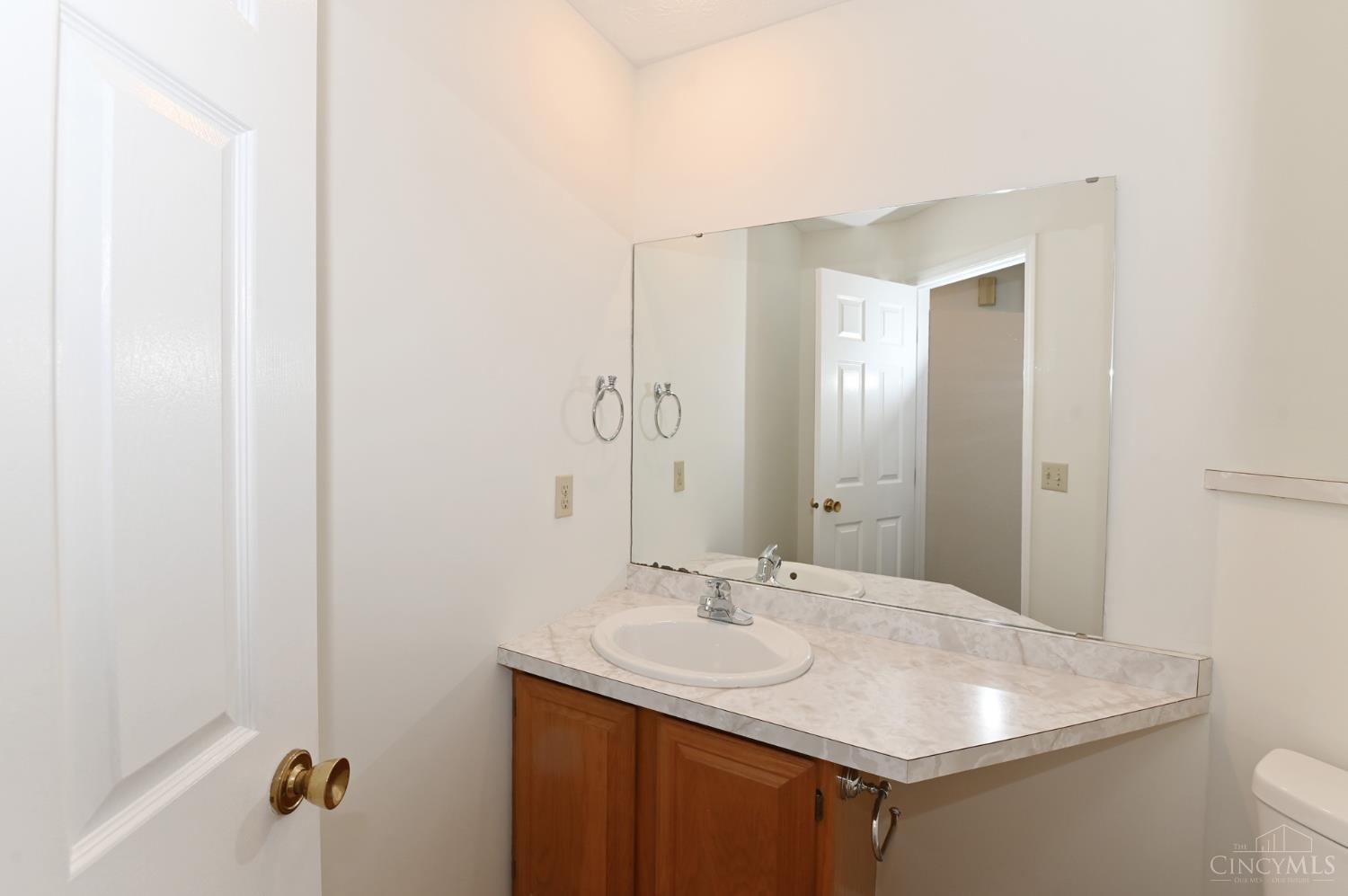 11528 Symmes Gate Lane, Symmes Twp, OH, 45249 — photo 10