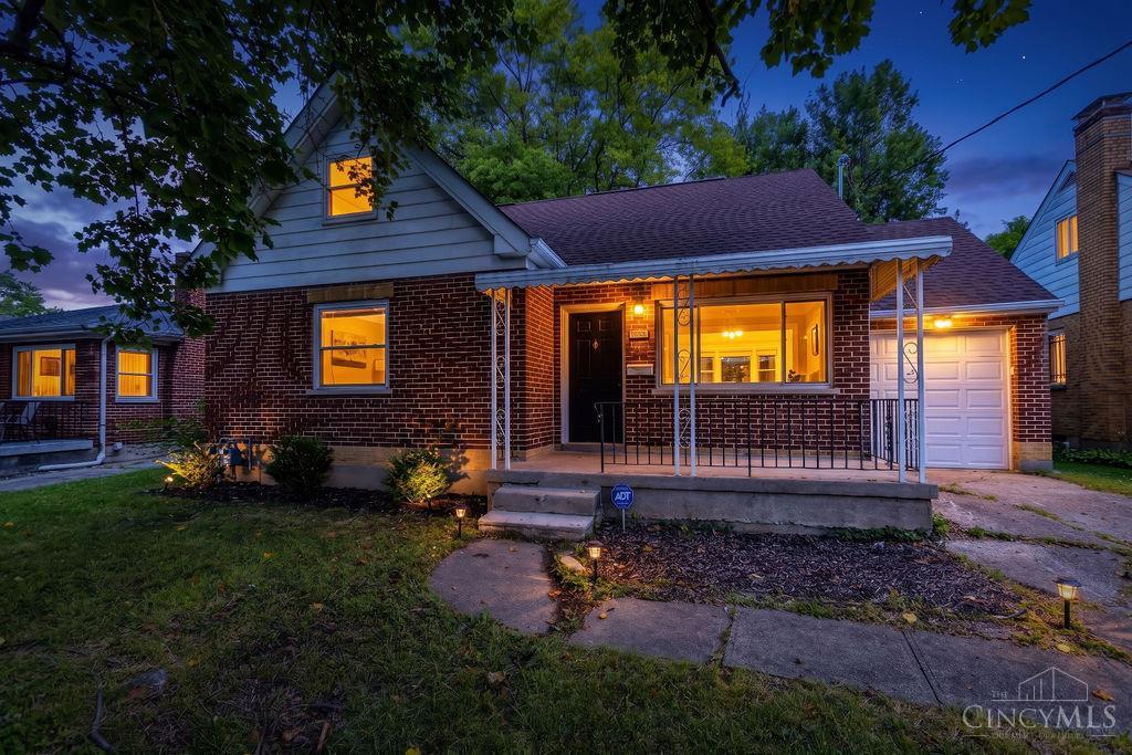 Homes for sale in Cincinnati, OH | 1828 Colmar Ln, Cincinnati, OH 45237 | MLS# 1885564