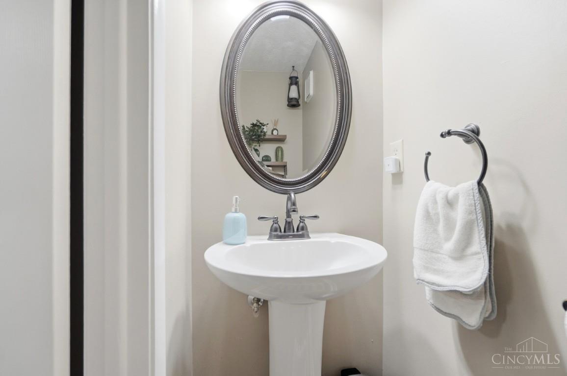 6629 Pin Oak Court, Deerfield Twp., OH, 45040 — photo 12