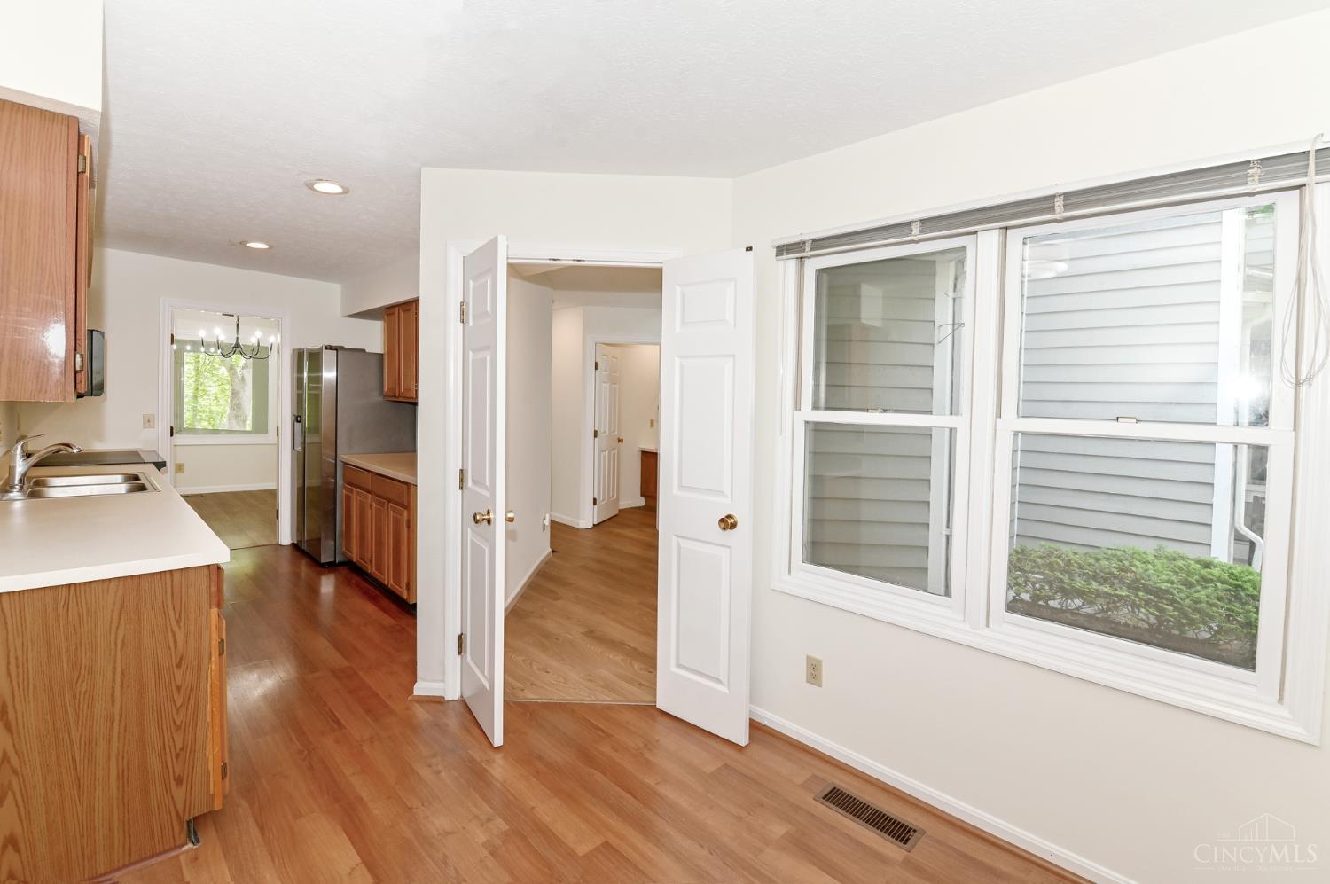 11528 Symmes Gate Lane, Symmes Twp, OH, 45249 — photo 9