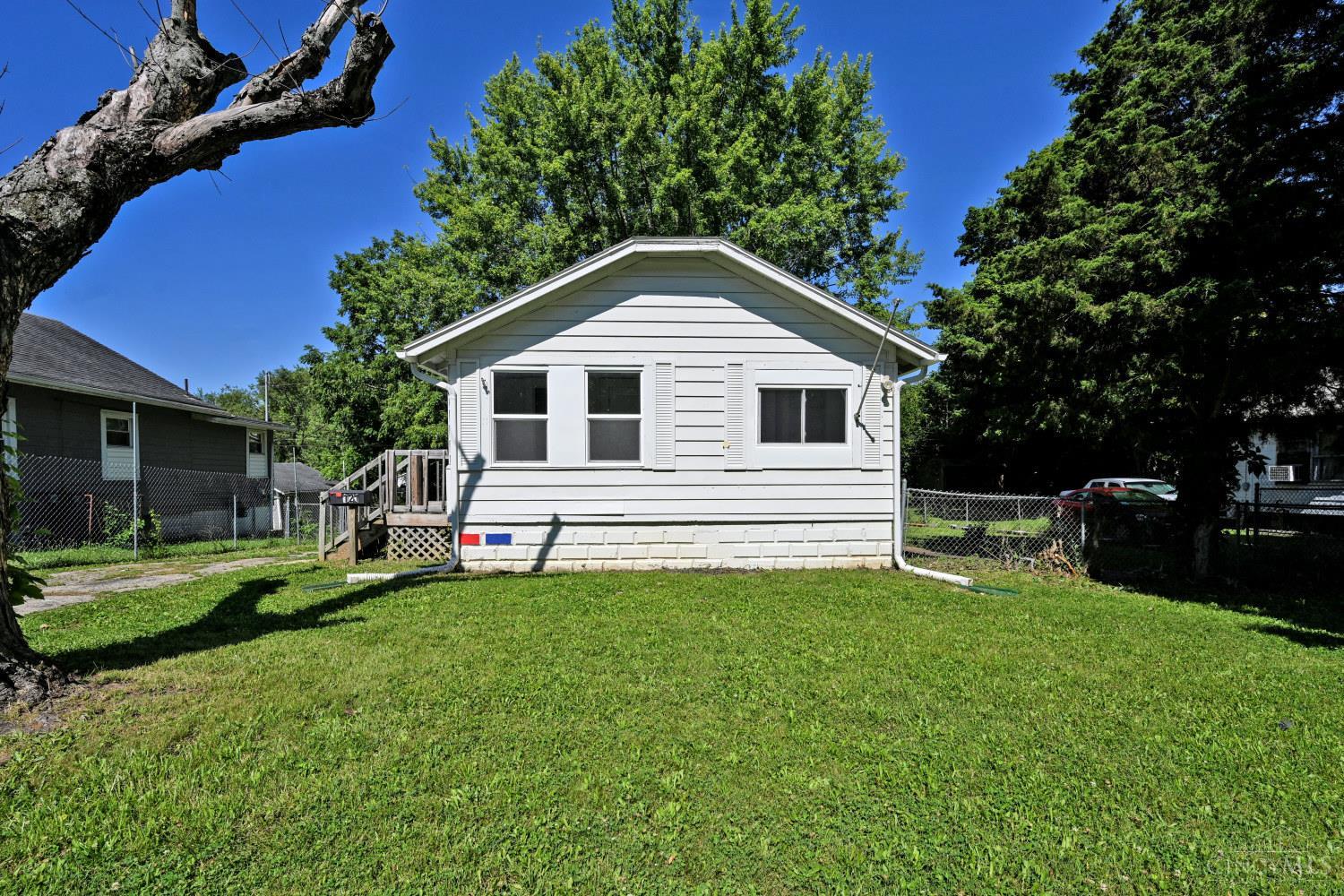 121 West End Avenue, Jefferson Twp, OH, 45417