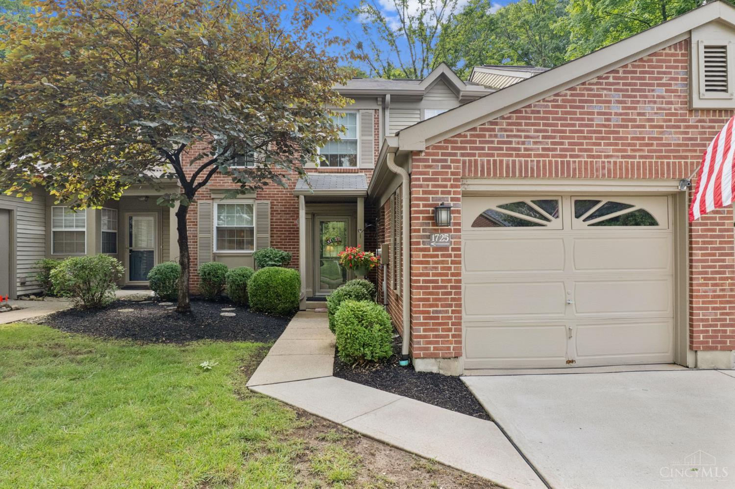 Homes for sale in Anderson Twp, OH | 1725 Emerald Glade Ln, Anderson Twp, OH 45255 | MLS# 1886243