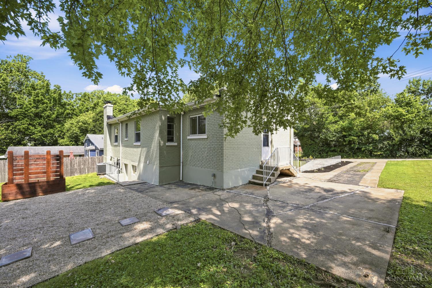 2879 St Catherine Place, Cincinnati, OH, 45211 — photo 43