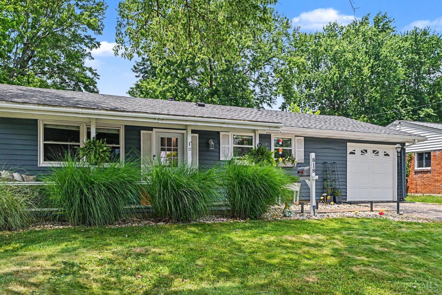 818 Marbea Drive, Loveland, OH, 45140 — photo 2