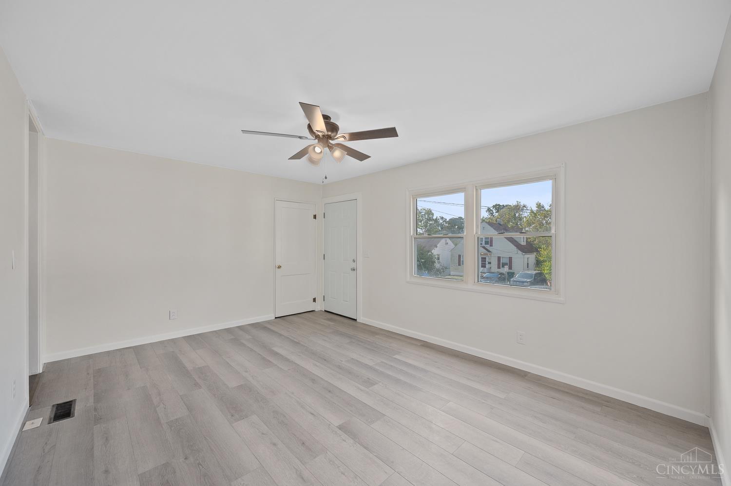 1914 Ashbrook Drive, Cincinnati, OH, 45238 — photo 2