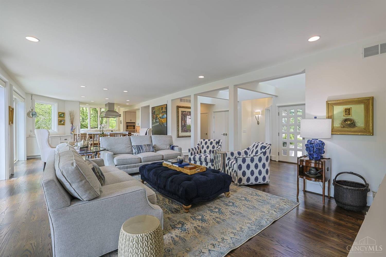 20 Grandin Lane, Cincinnati, OH, 45208 — photo 9
