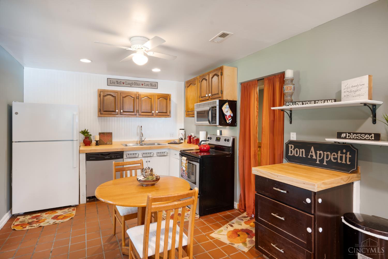 Homes for sale in Hanover Twp, OH | 1289 Old Oxford Rd, Hanover Twp, OH 45013 | MLS# 1886391